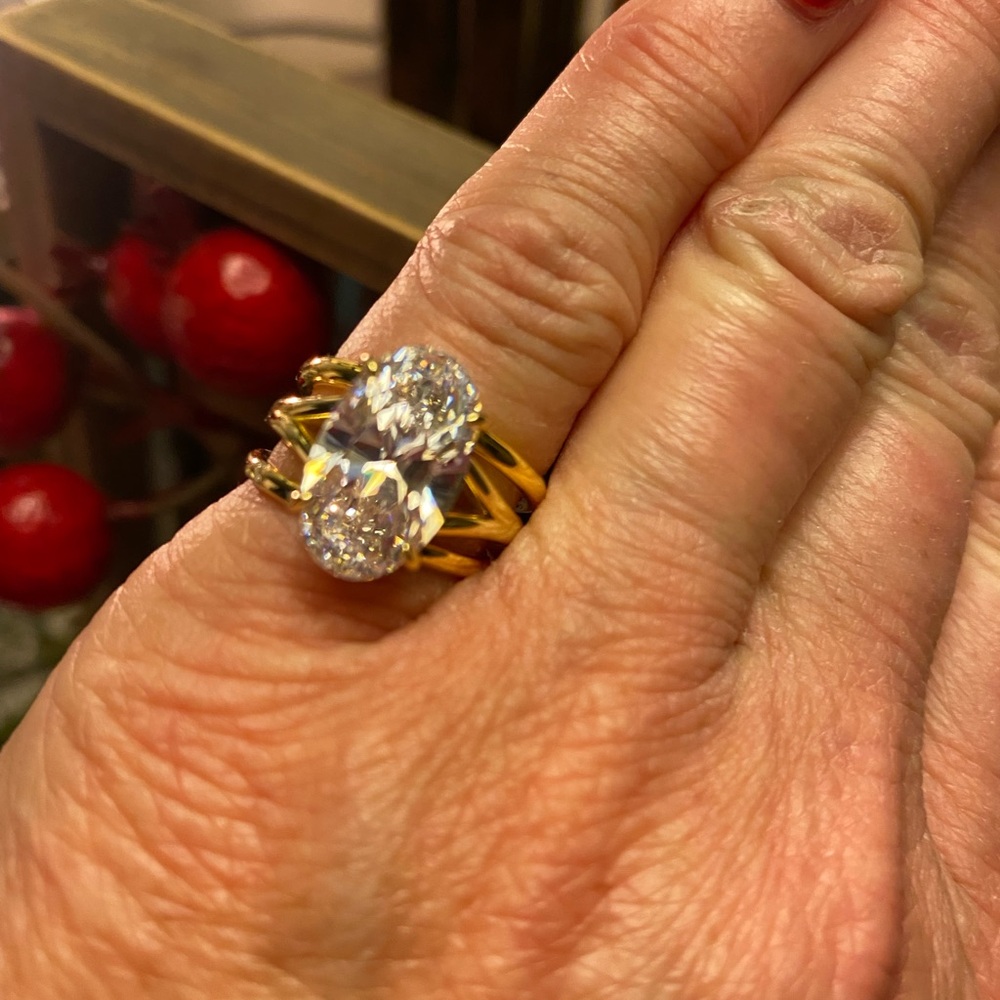 3 Piece Women's Moissanite  Gold Engagement Ring
Fabulous!! Stamped 925